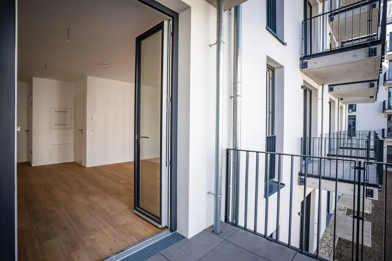 WBS 220: Topmoderne Single Wohnung mit Balkon — photo 1